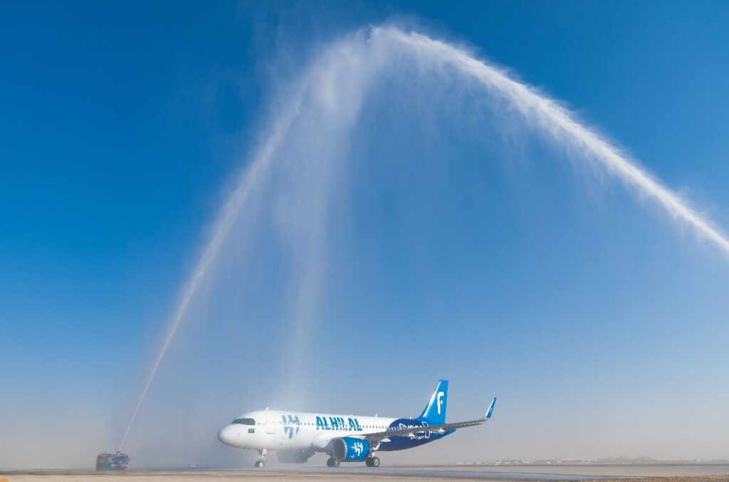 طيران ناس يعلن وصول طائرة الهلال… والرياض- الدوحة أولى رحلاتها بالفريق