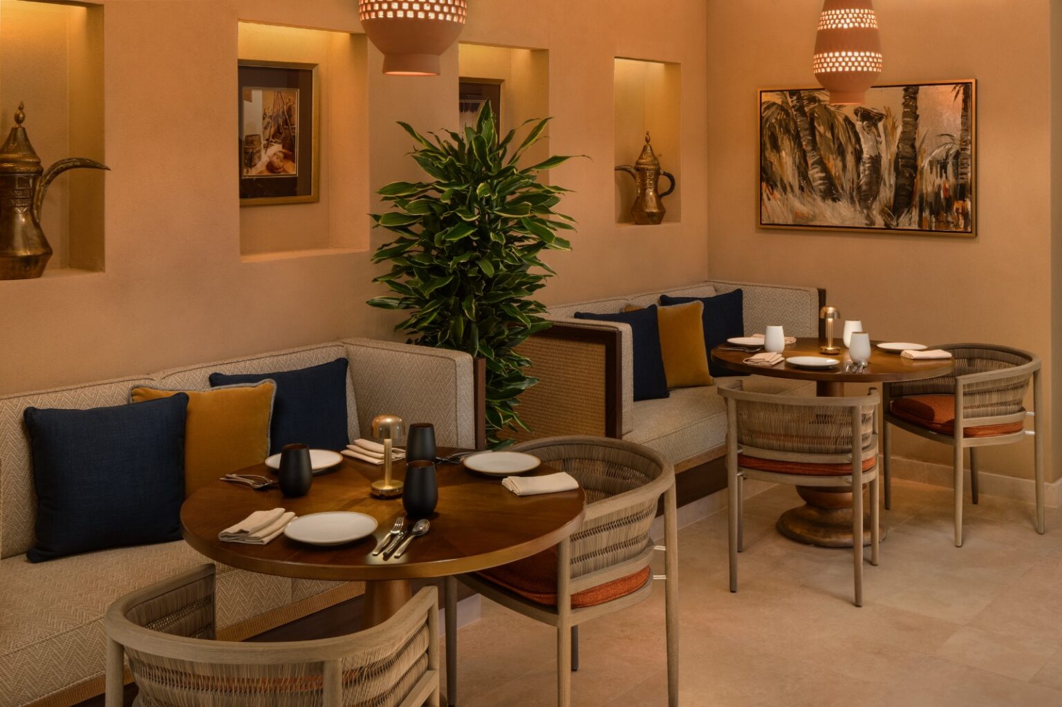 مطعم جريد سمحان: فصل جديد في تاريخ المطبخ السعودي ينطلق بين ربوع باب سمحان، فندق لاكشري كوليكشن، الدرعية