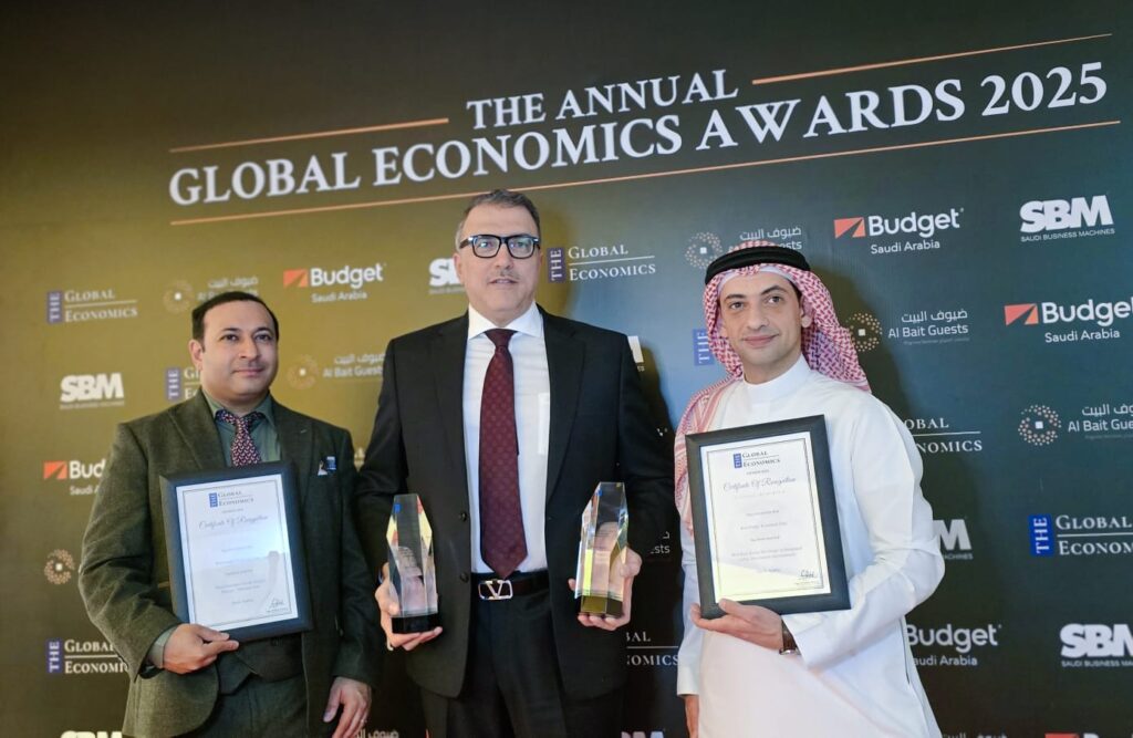 مدينة المعرفة الاقتصادية تفوز بجائزتين ضمن جوائز Global Economics 2025: “التصميم الأيقوني الأكثر ابتكارًا لبوابة المدينة” و”أفضل مطوّر عقاري في تطوير الوجهات الحضرية المتكاملة”