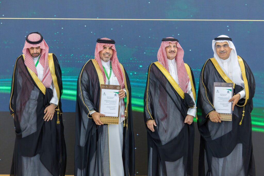 أمير المنطقة الشرقية يرعى منتدى “الشرقية للاستثمار الصحي 2026” ويؤكد على تعزيز فرص الاستثمار في القطاع الصحي