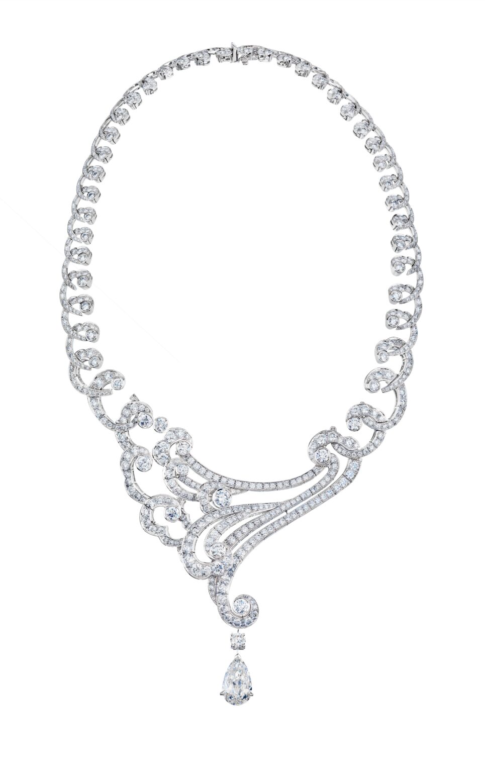 JEWELS OF THE WORLD OPENS IN RIYADH