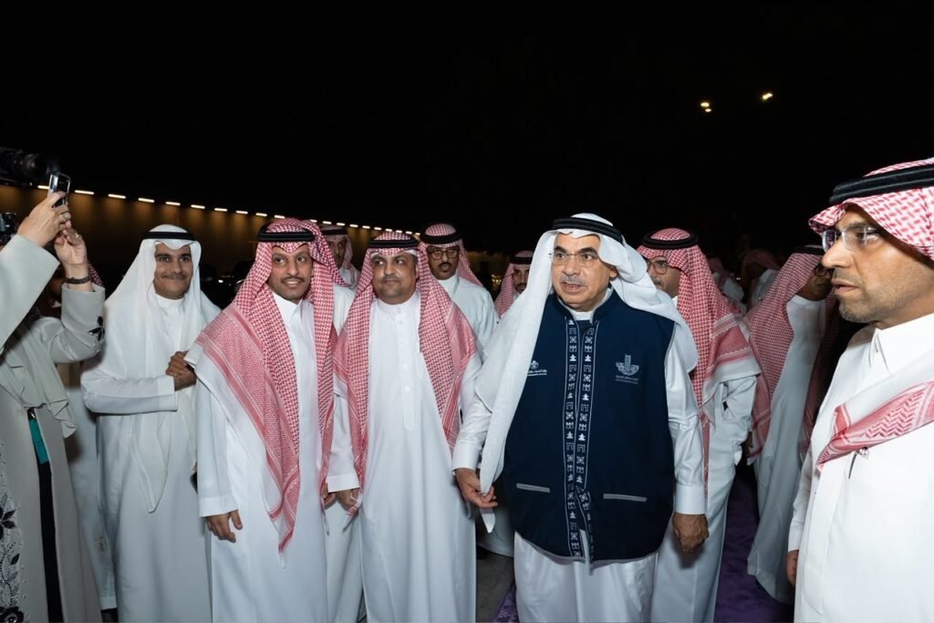 13 منطقة إدارية وهوية واحدة تتجسد على طريق الملك سلمان *أمين الشرقية يدشن (ميدان التلاقي) في الخبر*